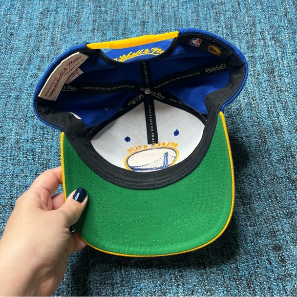 Mitchell & Ness 2015 Golden State Warriors Snap Back Hat in Blue Yellow - Picture 7 of 11